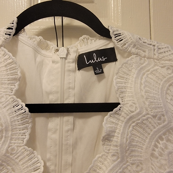 Nwt Lulu's white skater dress - Picture 3 of 4